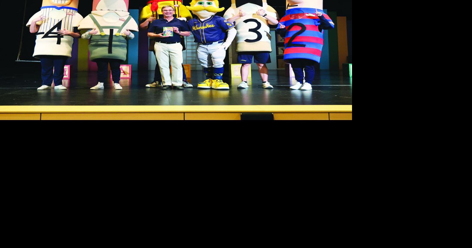 Pewaukee students’ letters inspire Brewers-themed books by visiting author