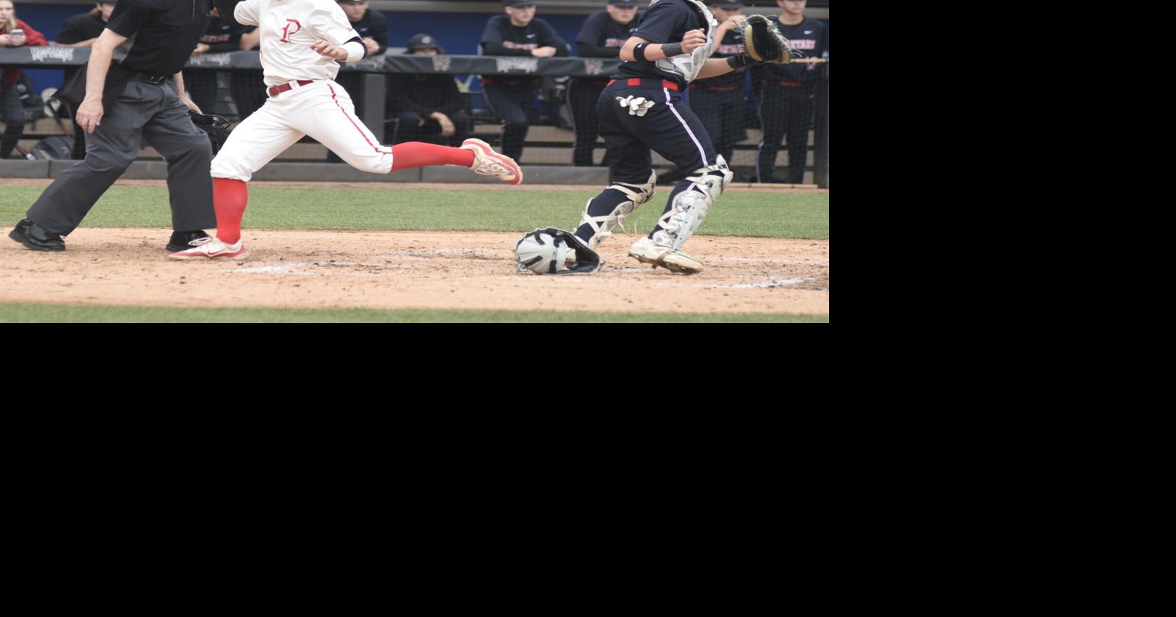 Pirates hold off Spartans to reach state final