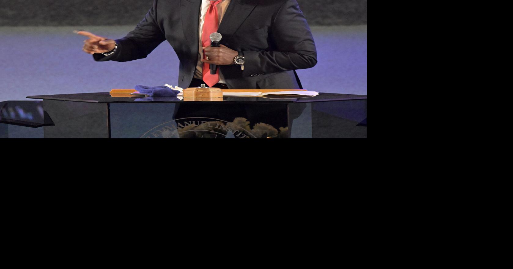 'Let's turn the page,' Detroit ex-mayor Kilpatrick says about paying his restitution