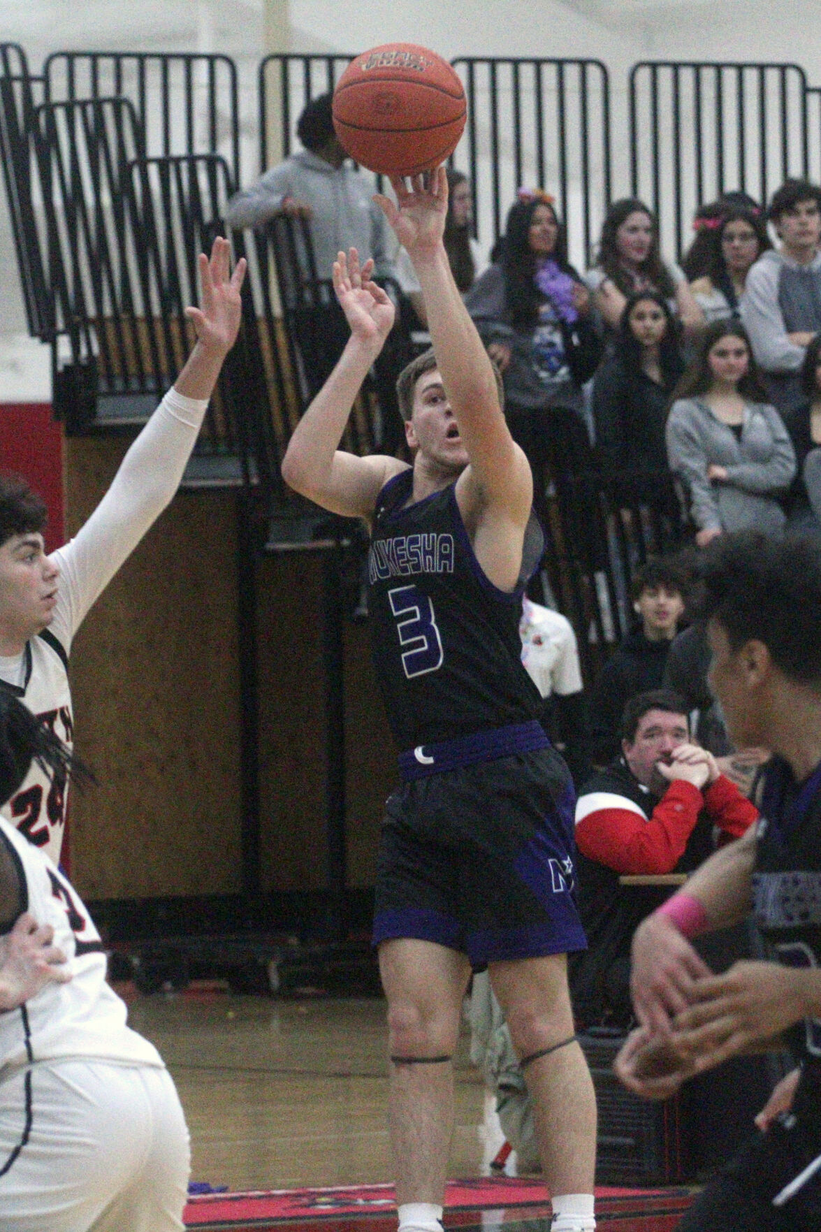 Waukesha South Secures Overtime Victory in Crosstown Rivalry Game