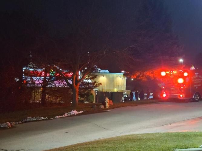 No injuries reported in fire at Waukesha Texas Roadhouse Waukesha Co