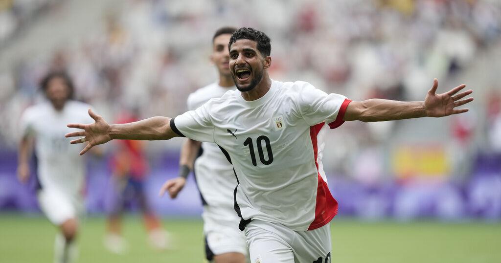 Artistic Football: Malaysia End 24-year Wait For A Win Against Palestine Picture Nature