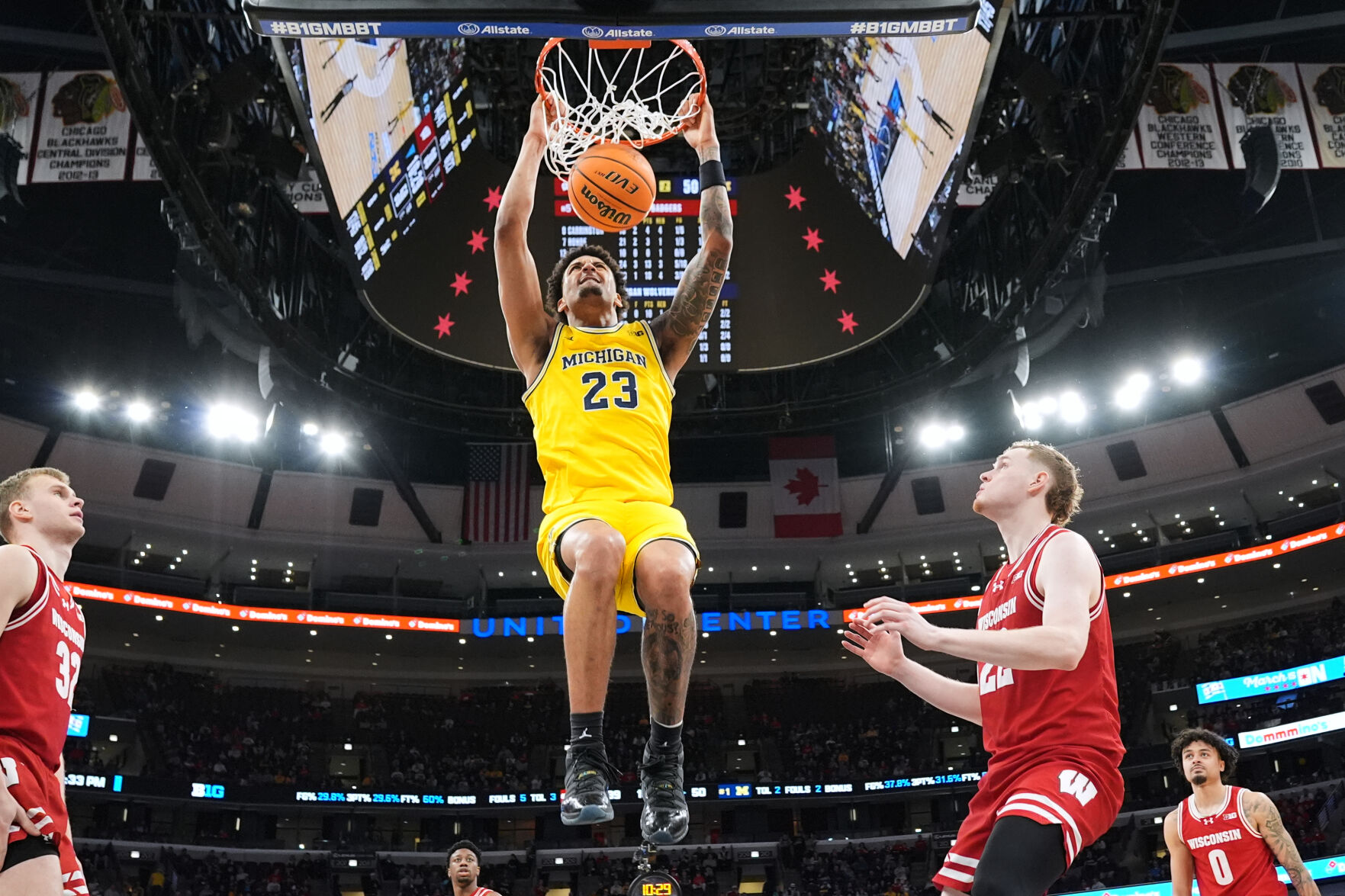 Lendeborg makes a tiebreaking 3 as No. 3 Michigan tops No. 23