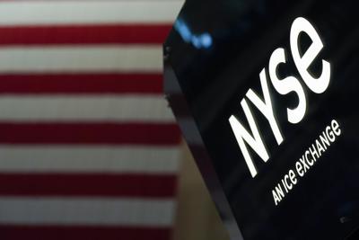 Wall_Street_NYSE_Sign_AP_FILE_06.15.2022