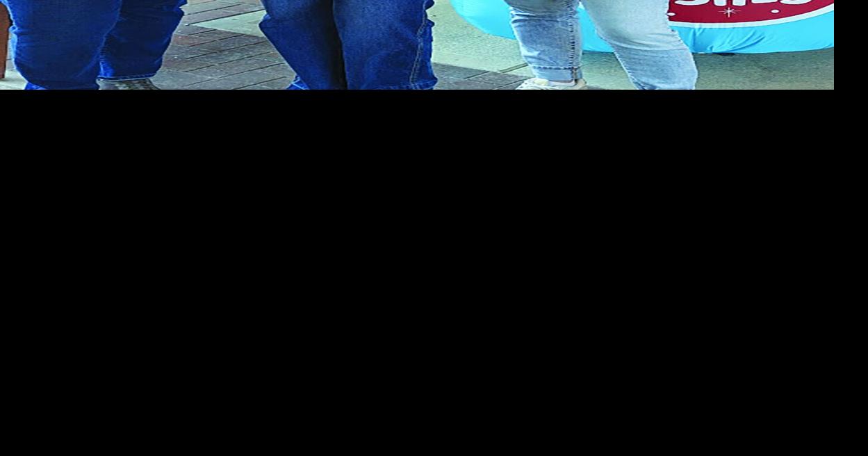 Mukwonago author donates to local charities