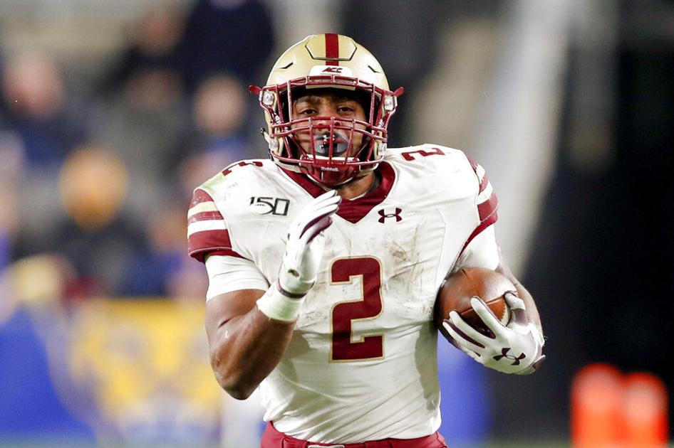 Packers Stay On Offense Add Rb A J Dillon After Qb Love Sports
