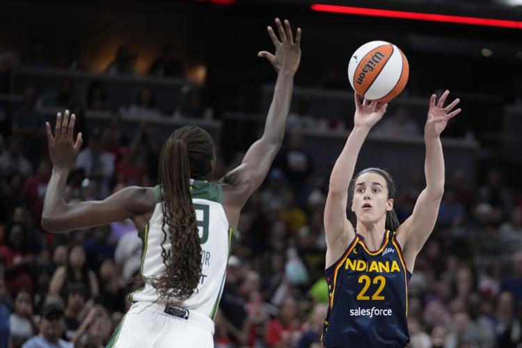 Caitlin Clark's progression answers questions about how she would handle  the transition to the WNBA | Sports | gmtoday.com