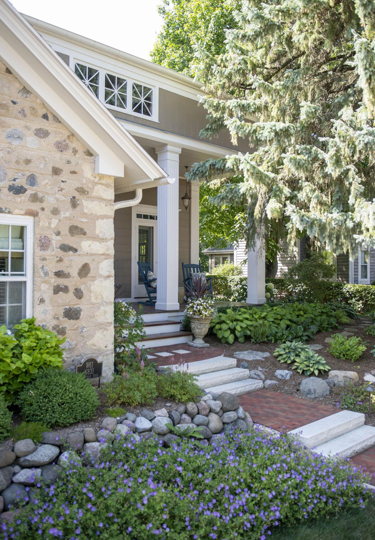 Landscape Lessons | Homes | gmtoday.com - Greater Milwaukee Today