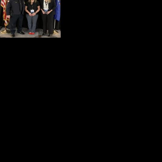 Pewaukee officers recognized for investigation on internet crimes ...