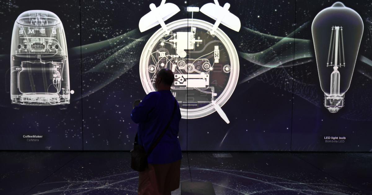 What if you could see inside machines? ‘Art of X-rays’ opens at Chicago ...