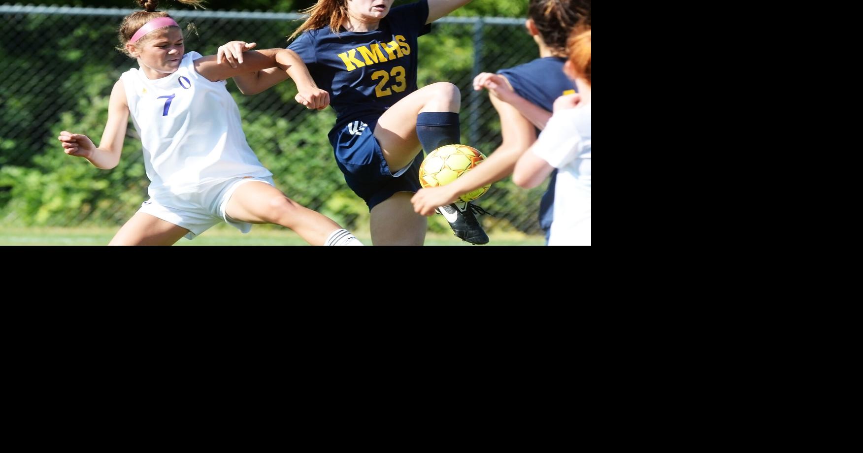 Oconomowoc at Kettle Moraine girls soccer Slideshows