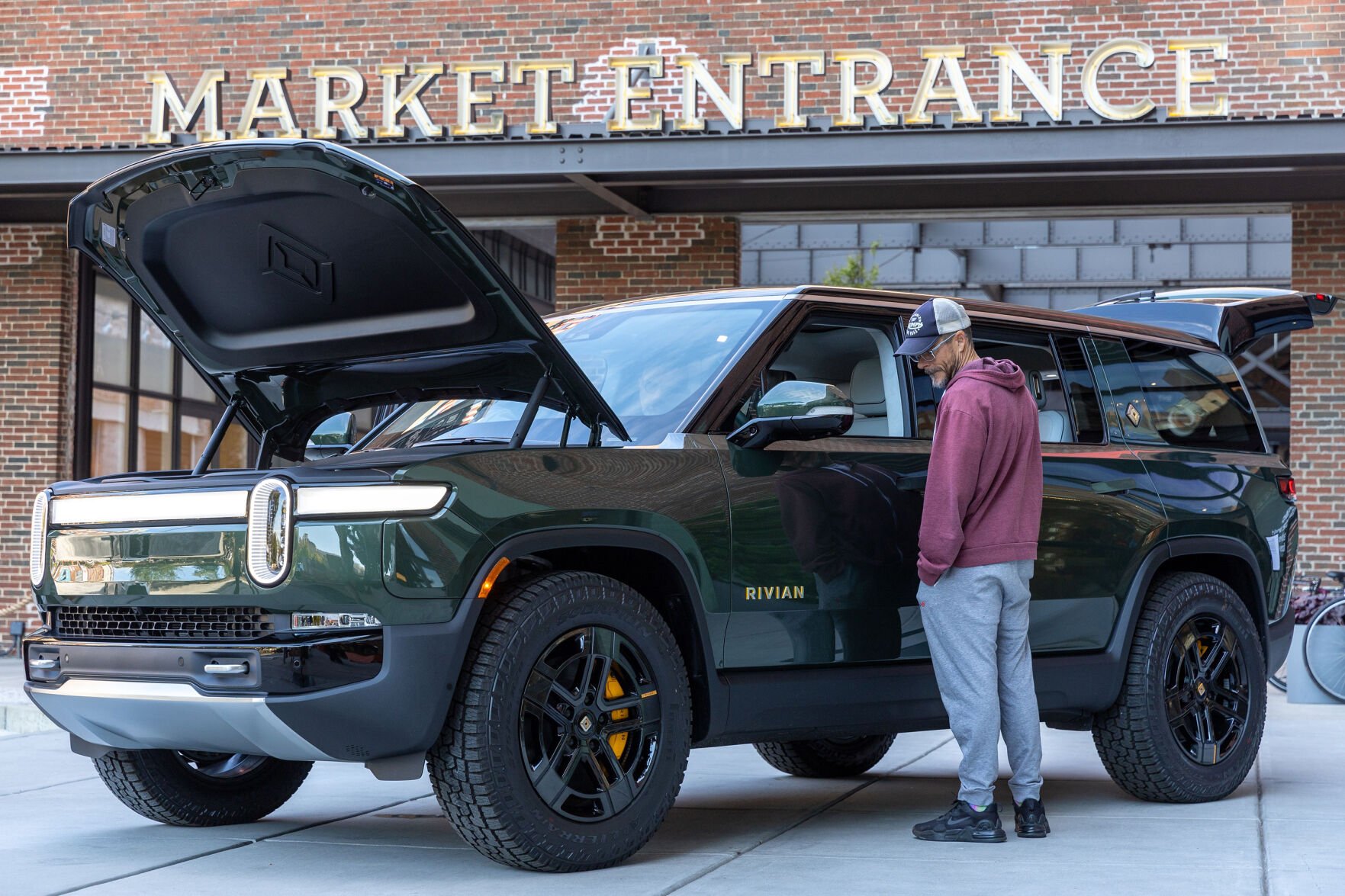 Rivian Raises Annual Production Goal Because Of Manufacturing Momentum ...