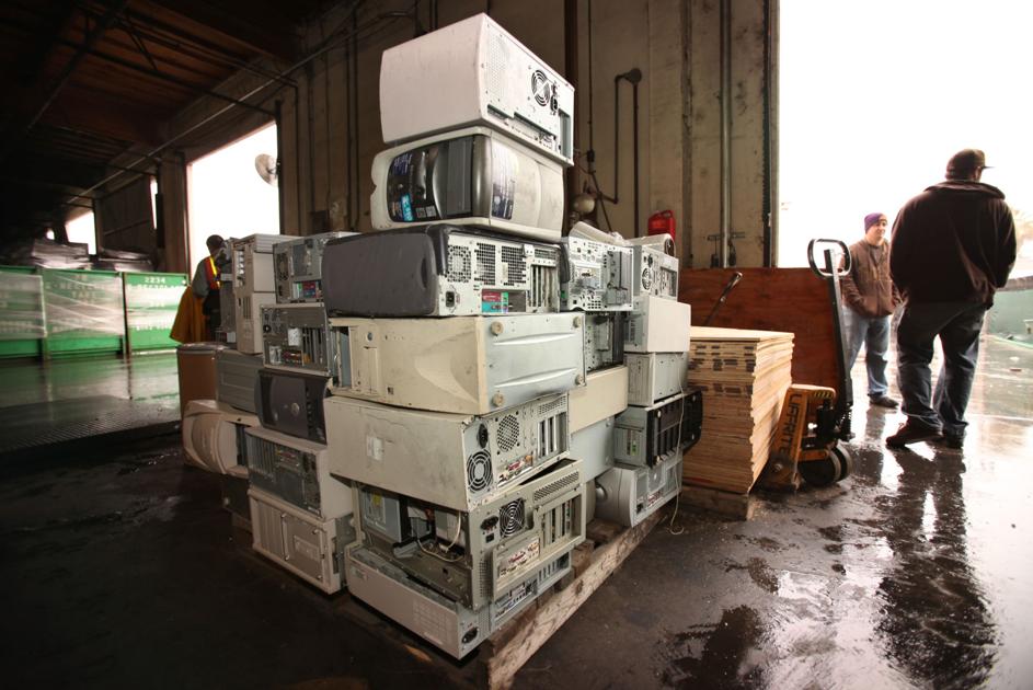 Expert Tips On Decluttering Your Home During The Coronavirus