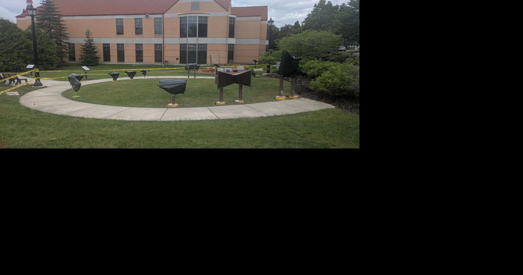 Musical Menagerie Garden has instruments now