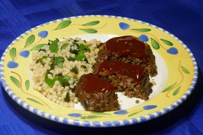Mediterranean-style beef meatloaf with mint couscous - 01