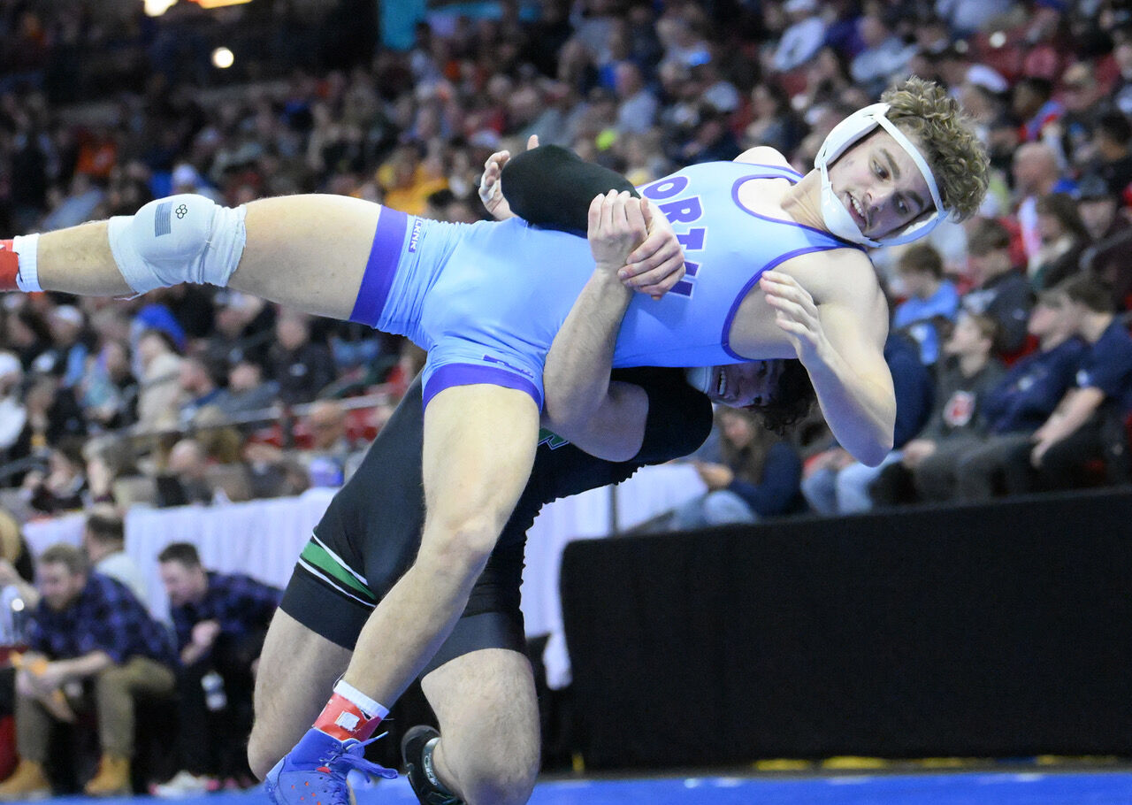 WIAA State Individual Wrestling Tournament Day 1 Results: Upsets, Strong Starts, and Surprising Performances