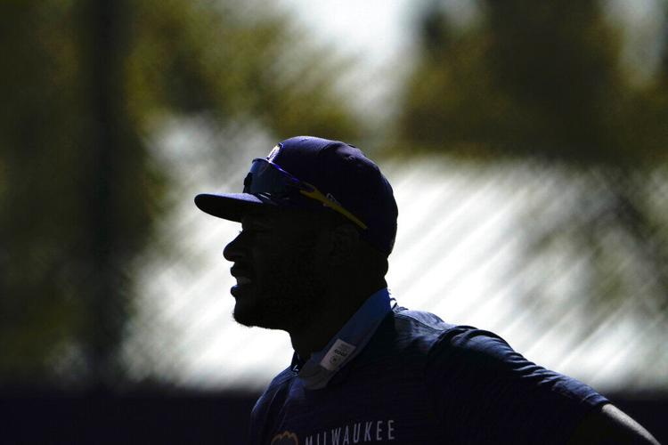 Brewers CF Cain has no regrets about opting out last season