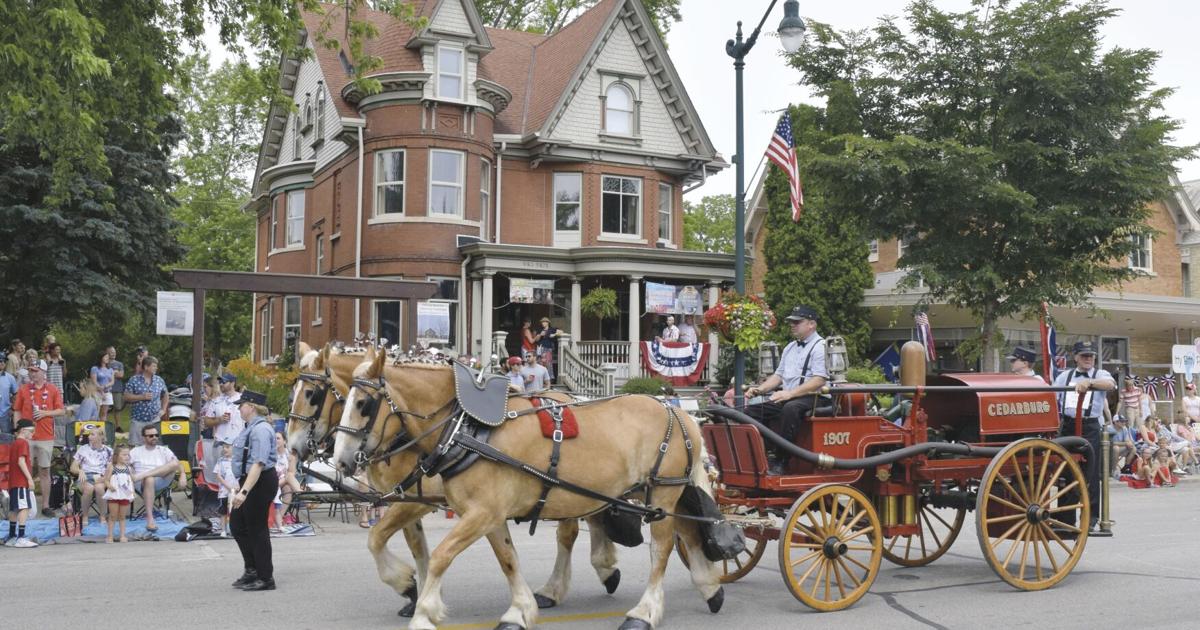 Cedarburg 4th of July Parade 2022 Ozaukee County Slideshows