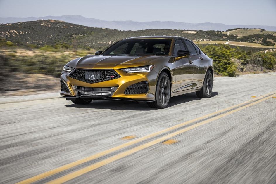 Acura TLX Kind S unveiled. Whilst driving shotgun. With Helio Castroneves at the wheel | Autos