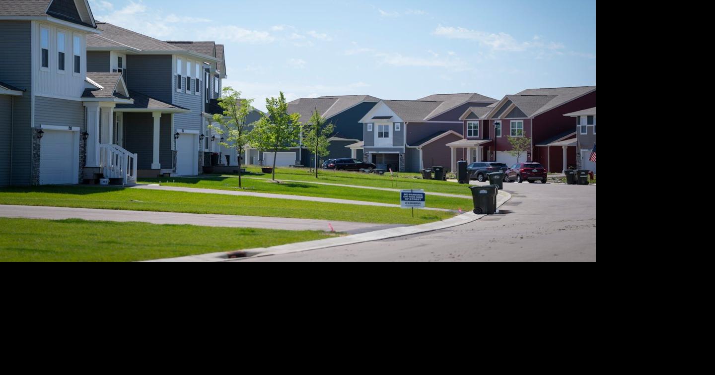 Minnesota lawmakers vote to limit powers of homeowners associations