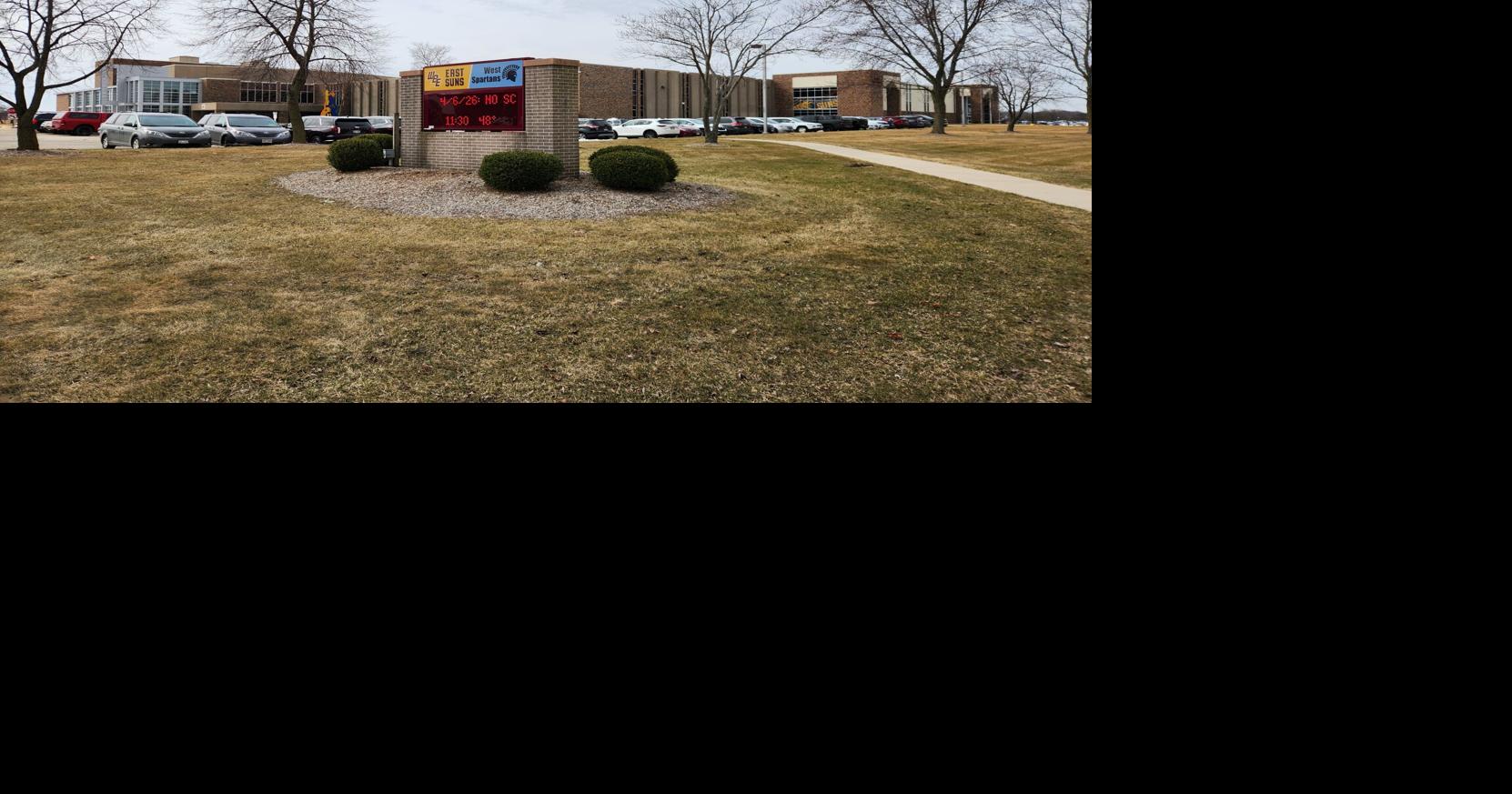 School Board unanimously votes to begin West Bend high schools merger