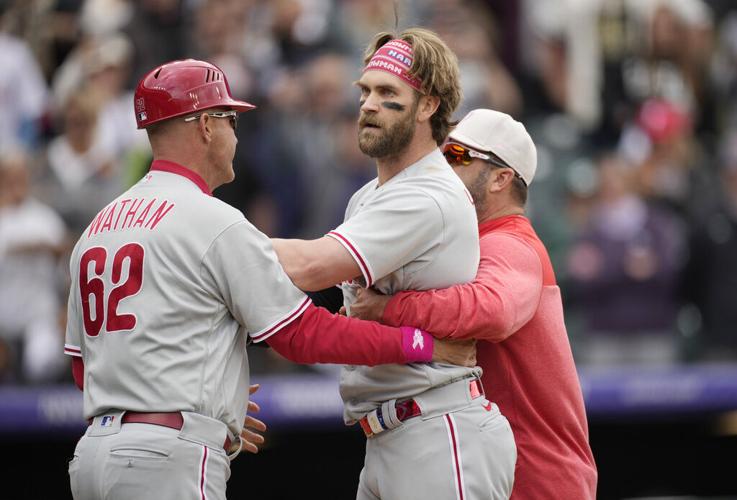 Harper, Thomson ejected, Phillies 5 game winning streak snapped