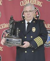 ‘Every decision was weighing very heavily on Jeff’: Cedarburg Fire Chief Vahsholtz receives leadership award