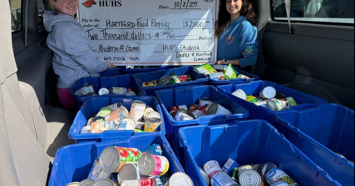 Huhs Powderpuff football raises $2,000 for food pantry | Washington Co ...