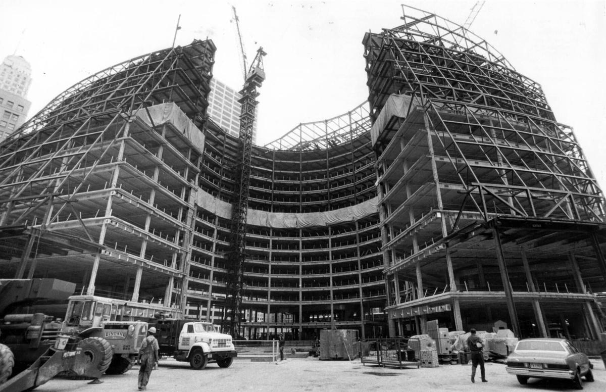 Famed architect Helmut Jahn struck by 2 vehicles, killed ...