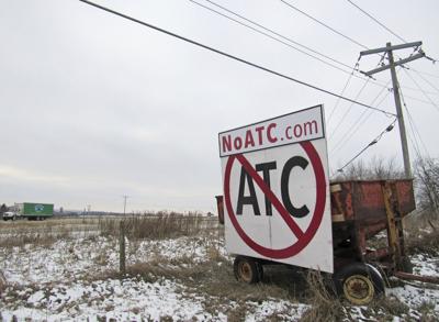 High-voltage power line through Mississippi River refuge approved by federal appeals court - 01