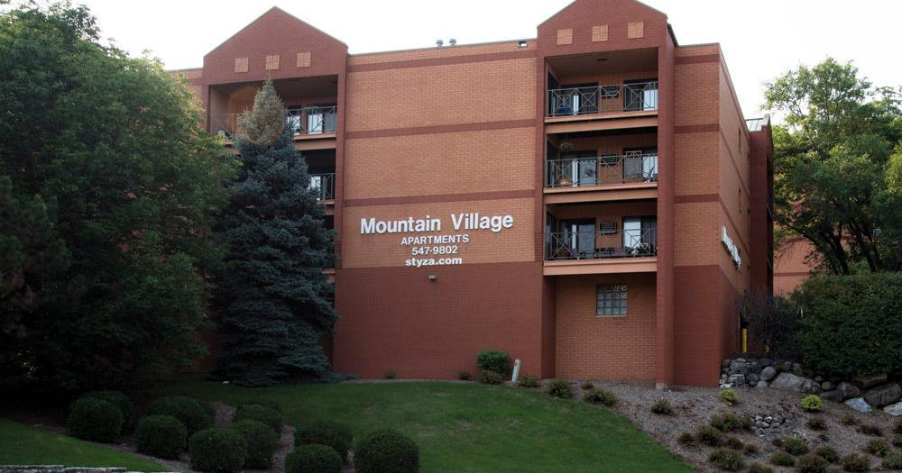 Mountain Village Apartments With Outdoor Patio photo