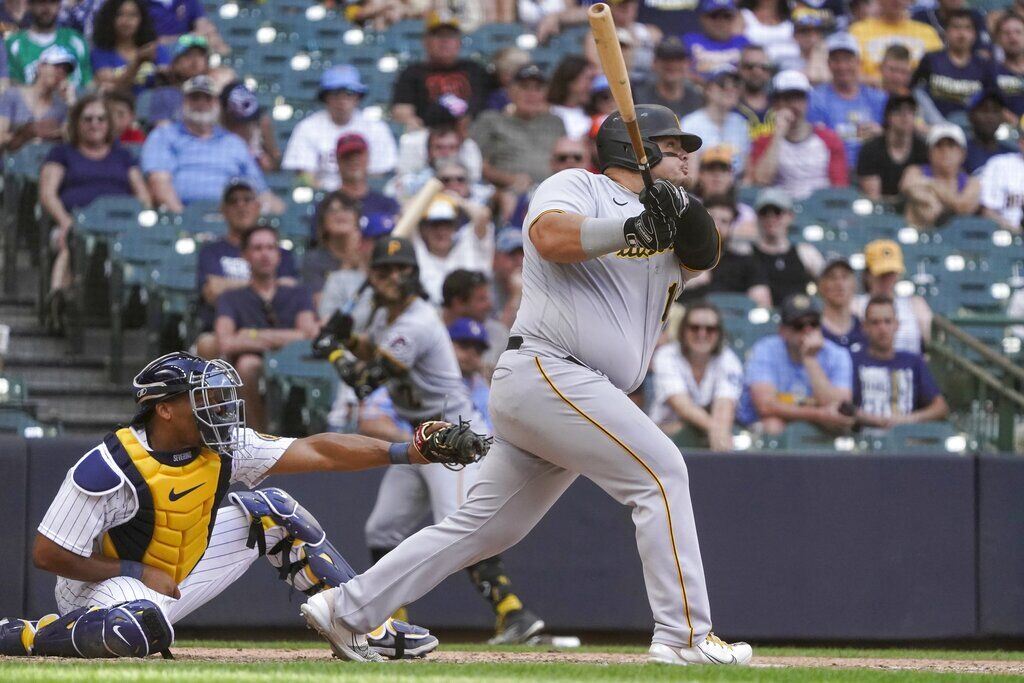 Brewers snap 4-game skid with 6-4 victory over Nationals following