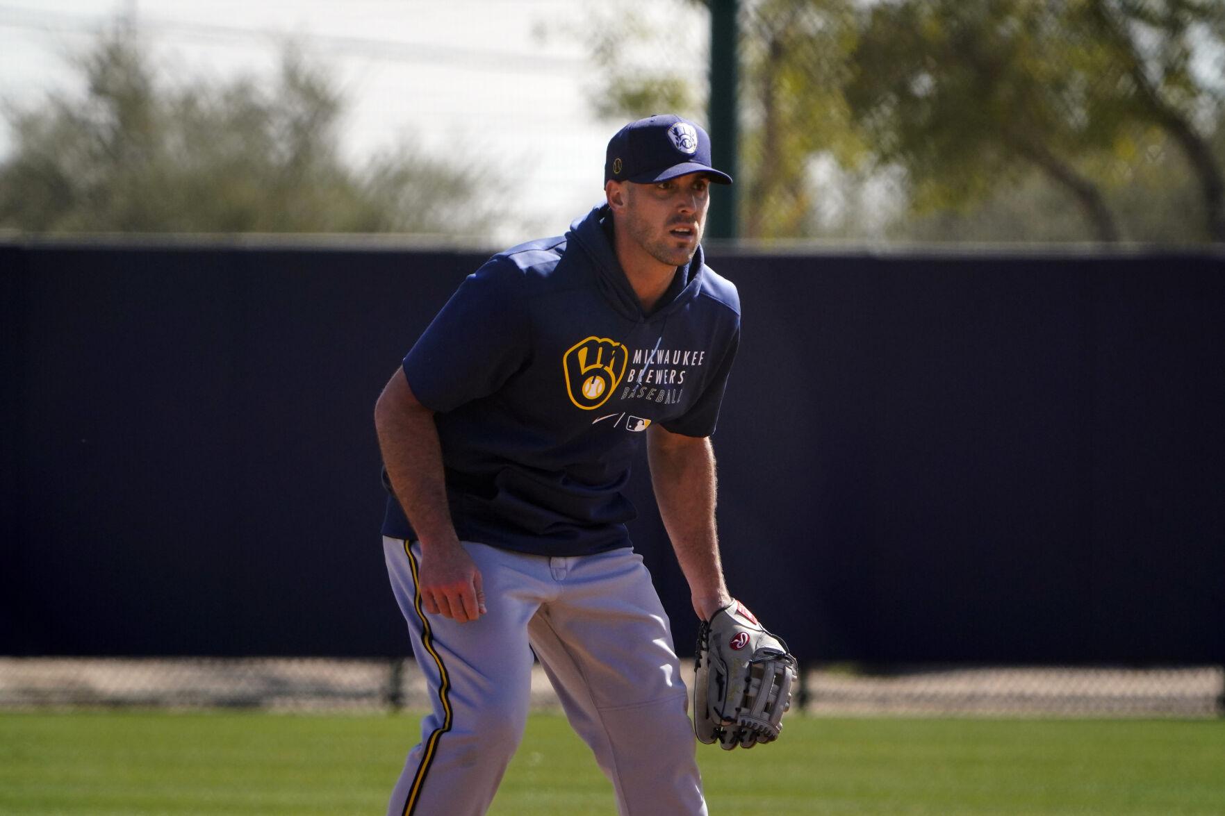 Milwaukee Brewers: Can Travis Shaw at Second Base work?