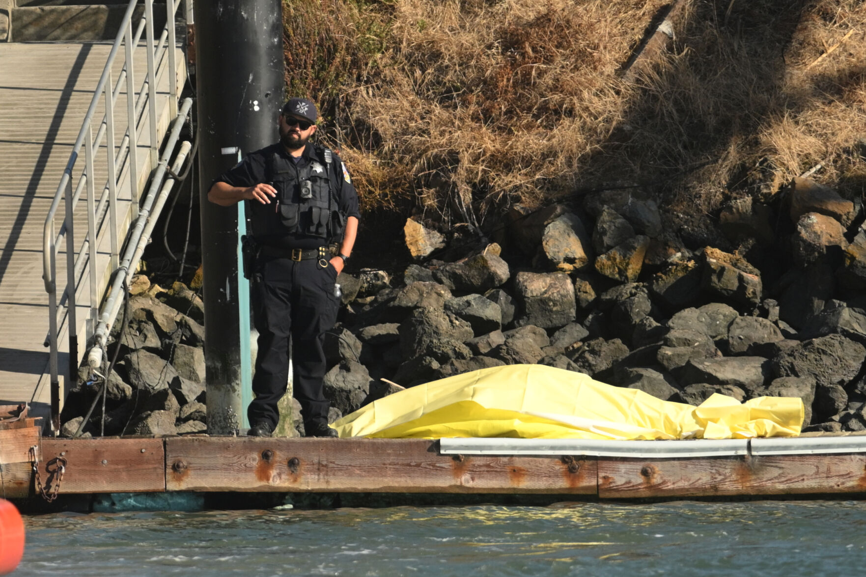 Rescuers are still searching for 3 people after a boat sank in San