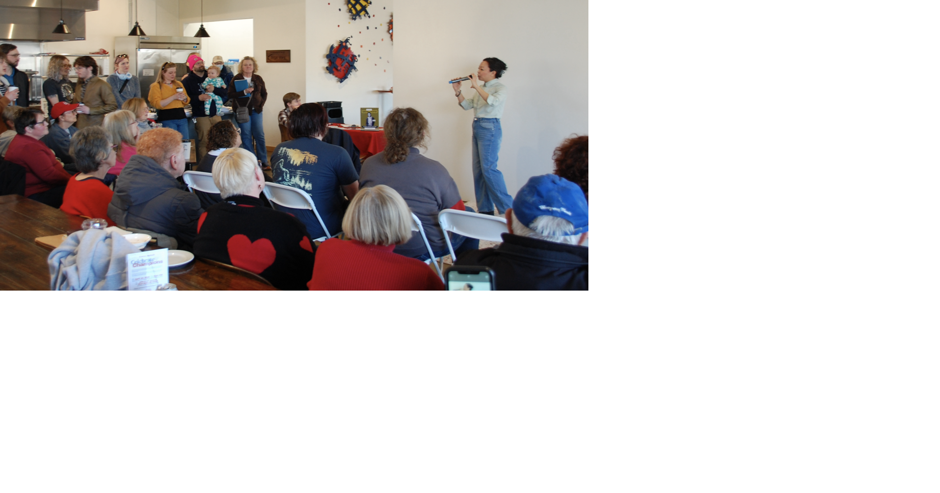 Gubernatorial candidate Hong stops in West Bend to speak with voters