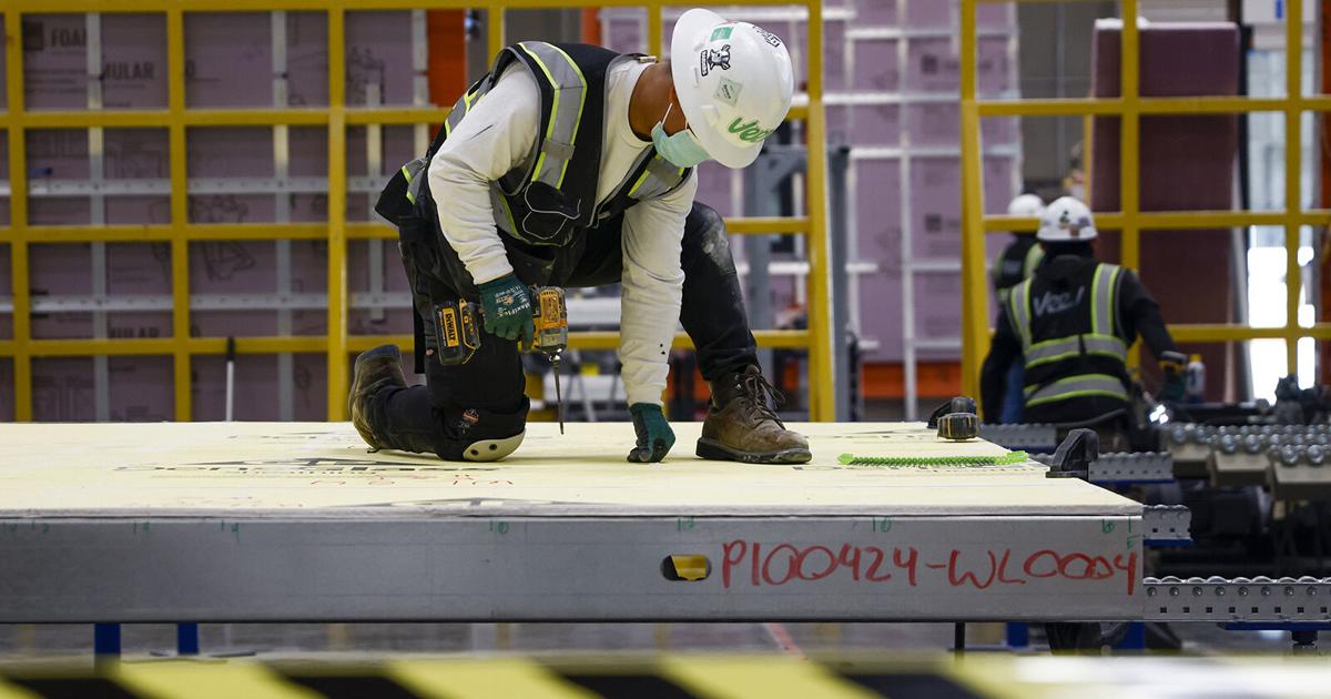 Prefab homebuilder Veev to shutter after funders abandon former ‘unicorn’ | Enterprise Prefab homebuilder Veev to shutter after funders abandon former ‘unicorn’ | Enterprise