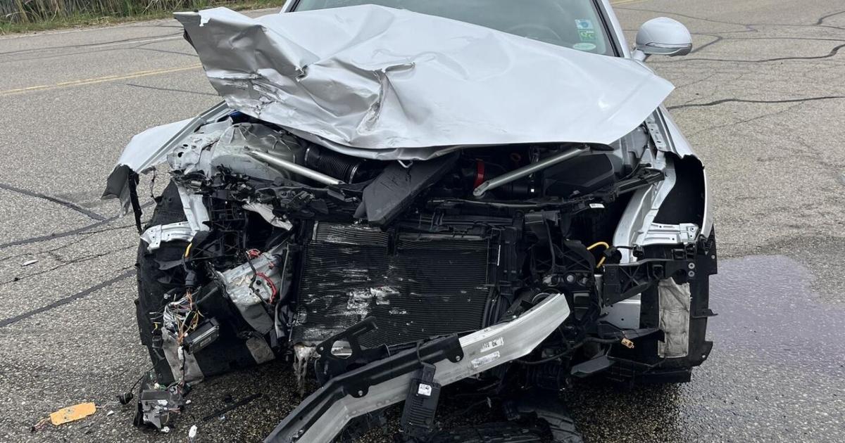 Head-on car accident results in significant injuries | Waukesha Co