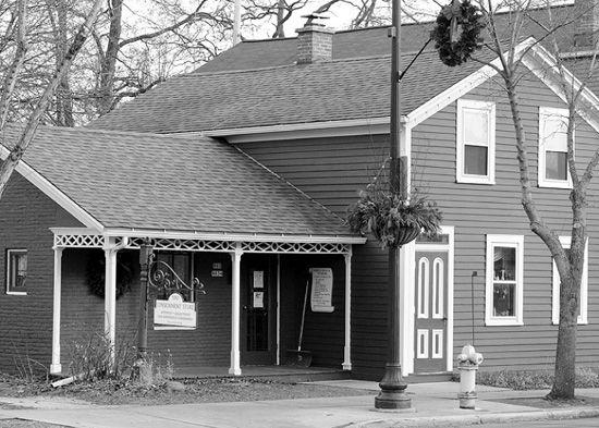 Downtown Cedarburg Business Closes After 47 Years Business