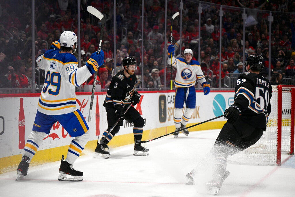 Leafs' Michael Bunting nets power-play hat trick in shutout win over  Senators