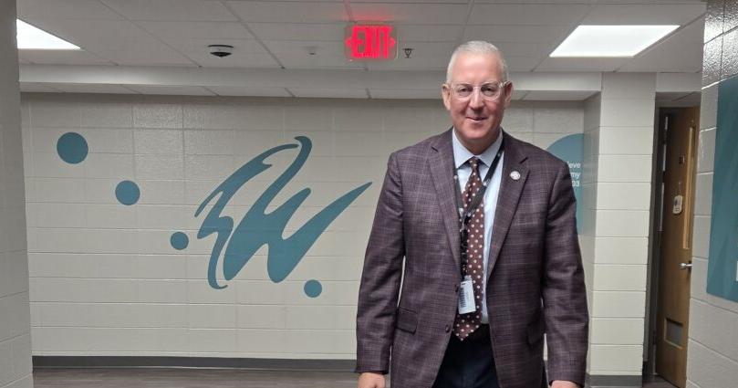 Waukesha school board votes to shut three schools | Waukesha Co. News ...
