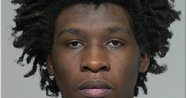 Milwaukee men charged in carjacking at Brookfield restaurant