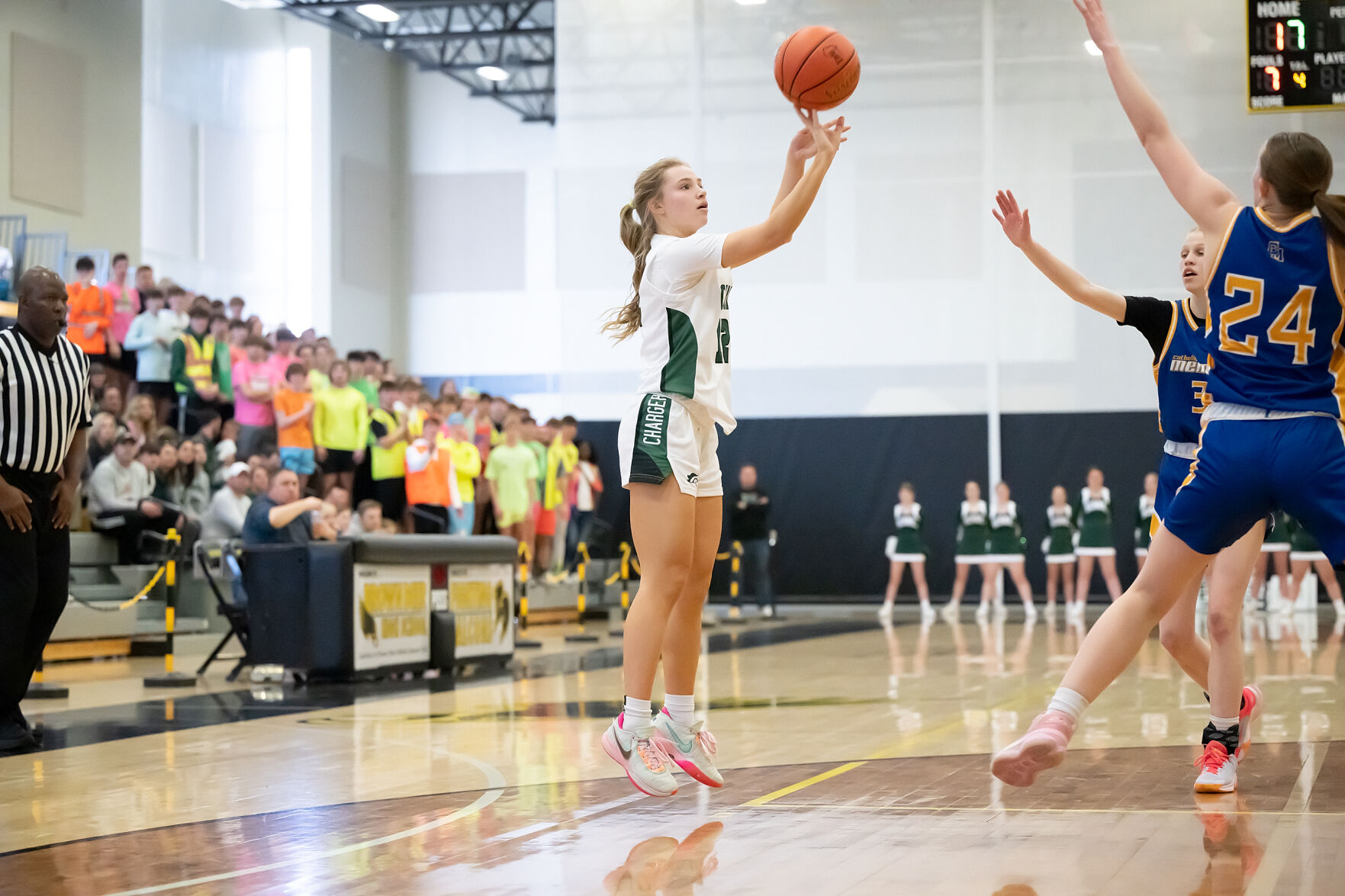 Taylor Schwalenberg leads KML to decisive victory in WIAA sectional final