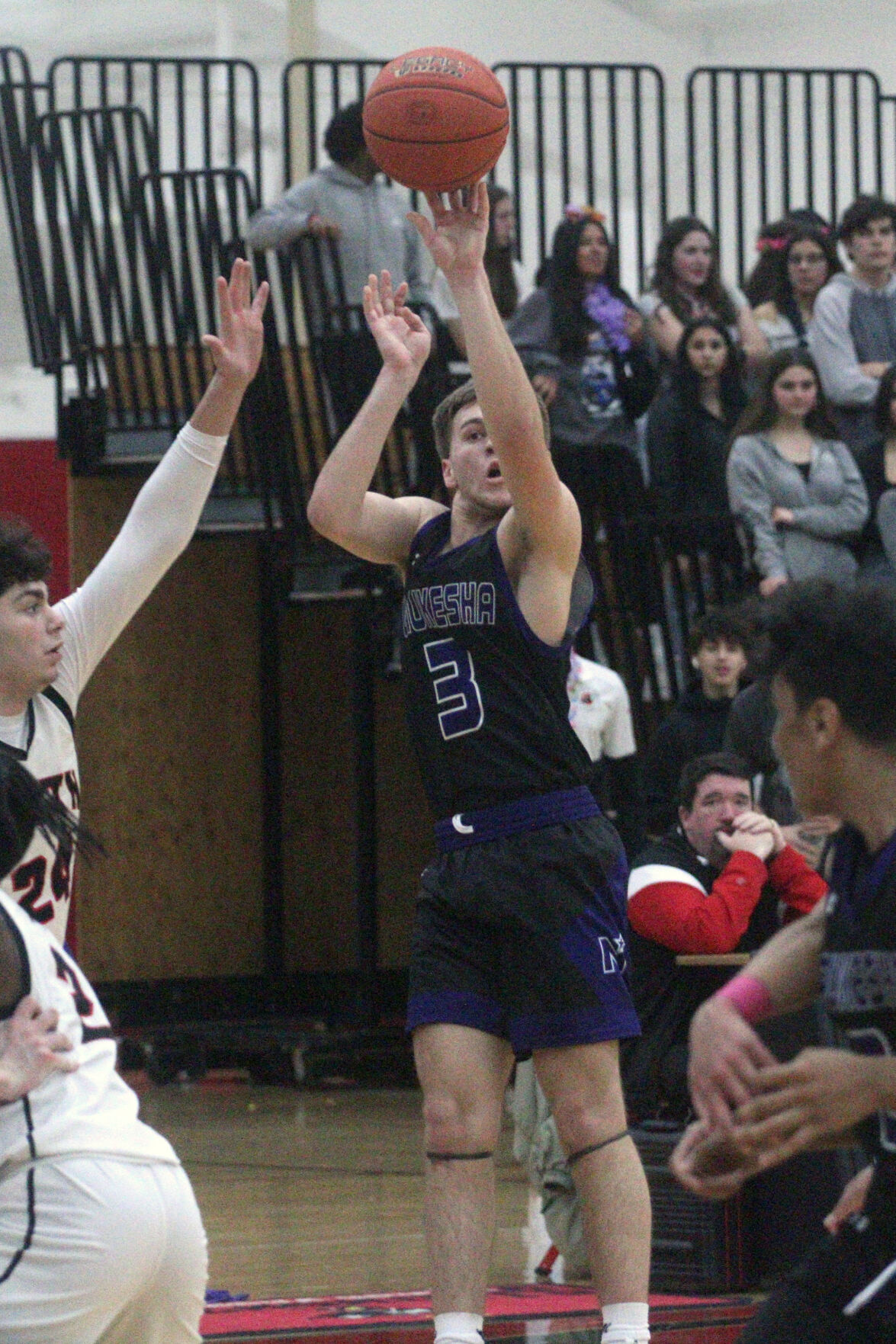 Waukesha South Overtime Victory Sees Standout Performances in Crosstown Rivalry Game