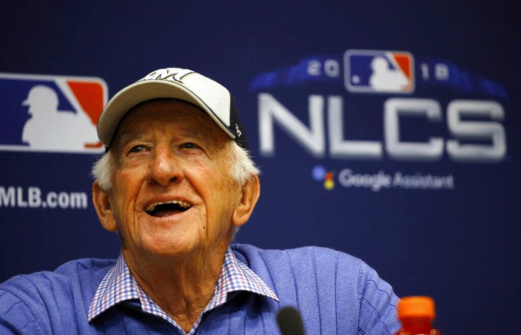 Brewers will celebrate Bob Uecker's 50th anniversary in booth Sept. 25