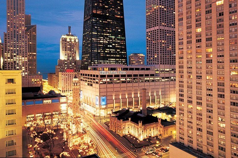 Macy's Closing Chicago's Mag Mile Store