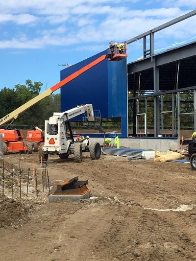 Ikea In Oak Creek Gets Iconic Blue Exterior Set To Open Next