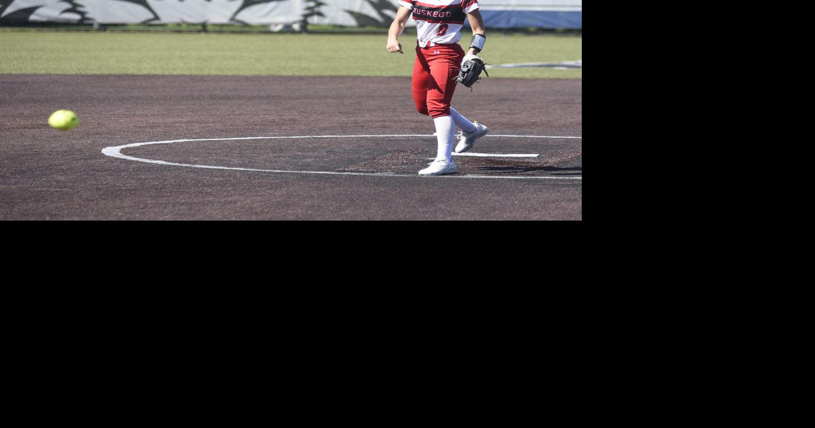 Jahimiak throws complete game, Swiezynski hits 3-run HR to lead Muskego past Lightning