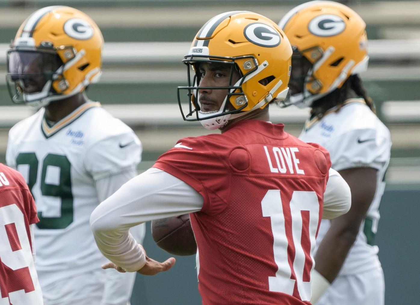 Packers' Jordan Love impresses in first NFL action as he makes