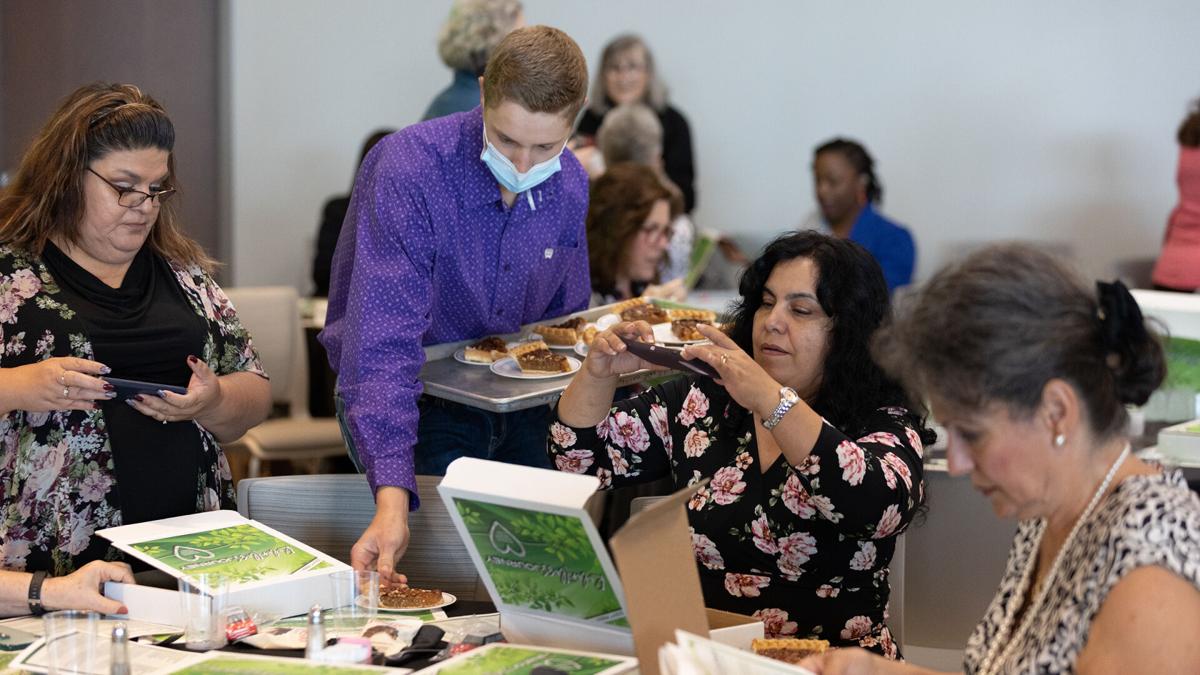 Caden Lamb Volunteers at National WMU 2021 Missions Celebration