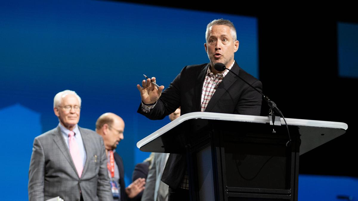 Greear Guides Messengers Through Business During 2021 SBC Annual Meeting